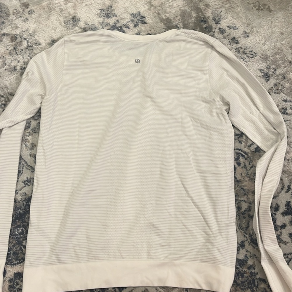 White Lululemon Swiftly Tech Size 6 Gently Worn - image 2